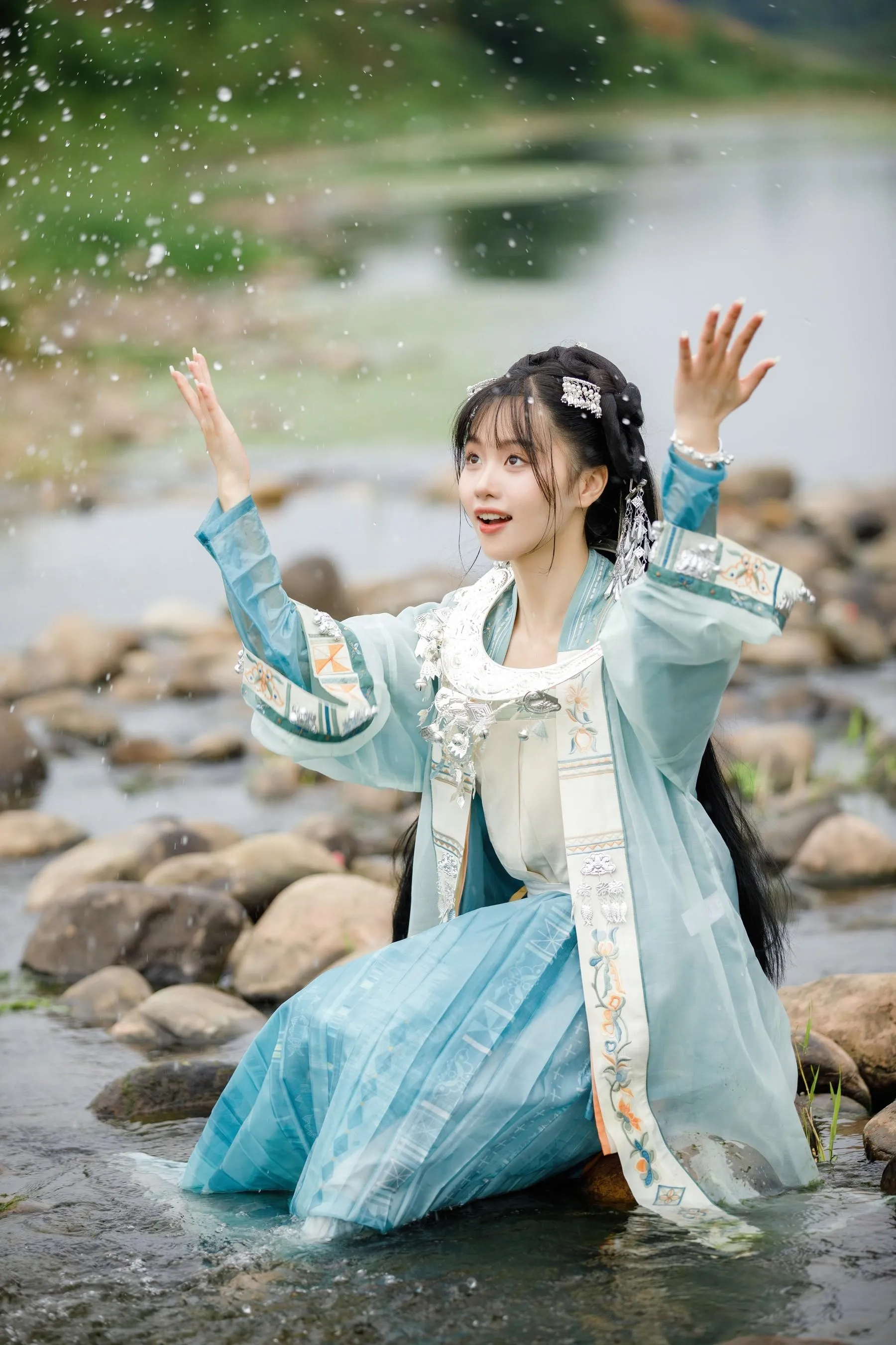 [YITUYU艺图语]2022.09.09 苗疆少女 王大可 [22P]插图1